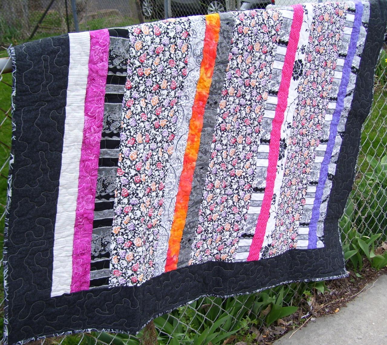 Heirloom Handmade Lap Quilt Small on Luulla